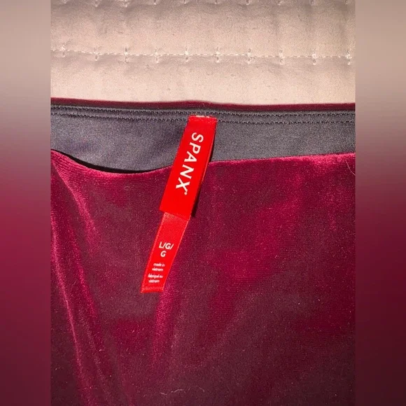 NWT Spanx Velvet leggings in Rich Burgundy size L - Picture 4 of 4